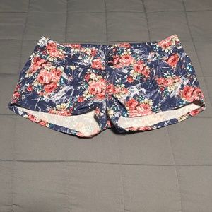 EUC Celebrity Pink Jeans Floral Jean Shorts